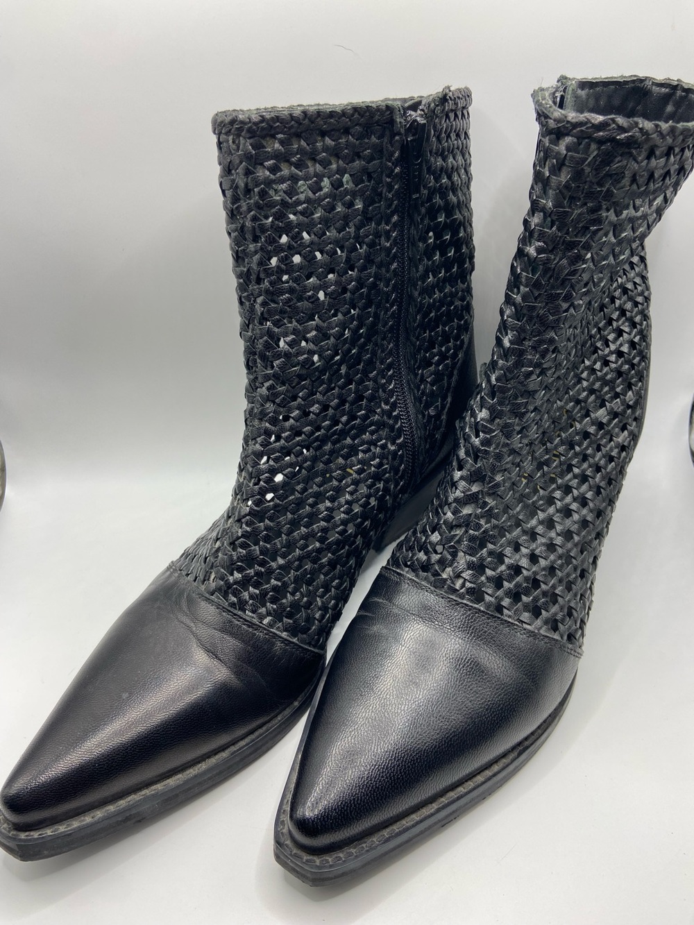 Woven Leather Pointed-Toe Ankle Boots - Black